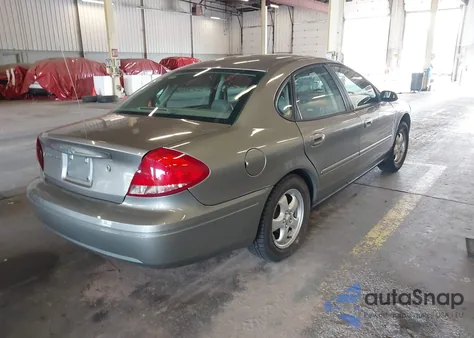 2004 Ford Taurus Ses из США, поврежденный, VIN 1FAFP55SX4G186422
